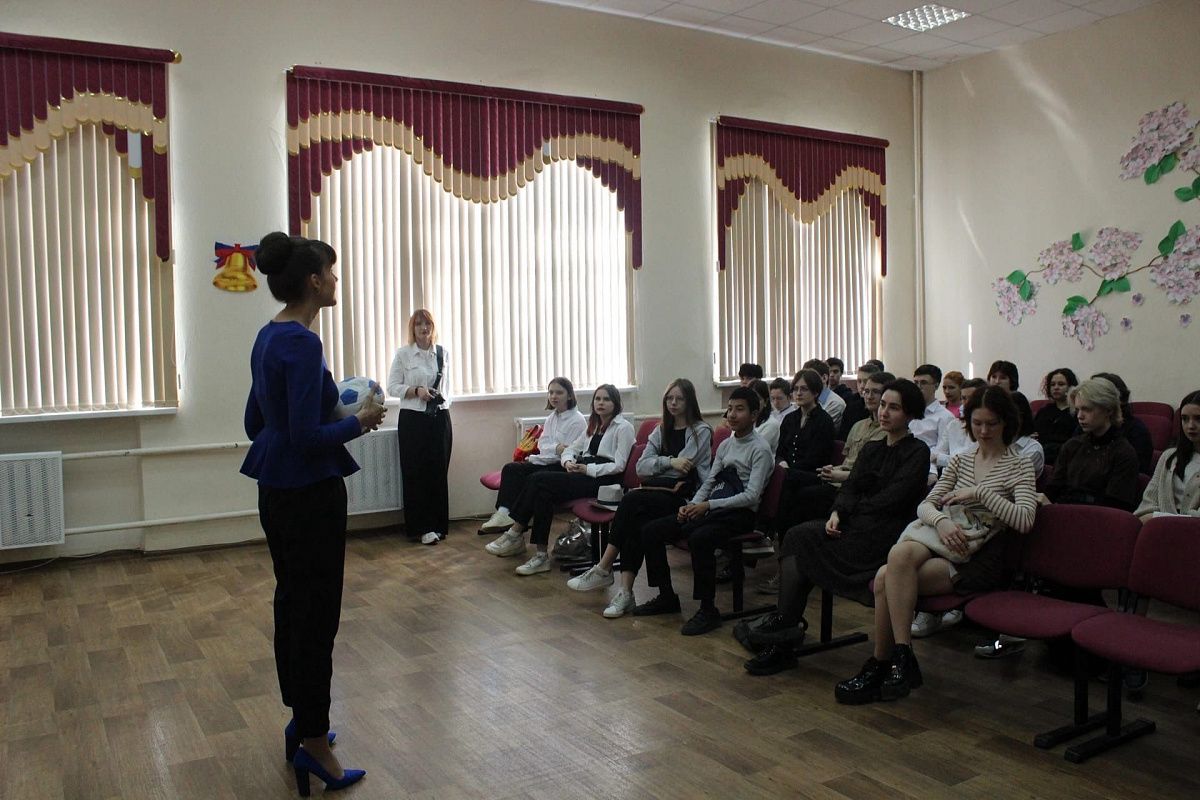В рамках сотрудничества Совета молодых ученых и школы №66 прошла лекция для психолого-педагогического класса